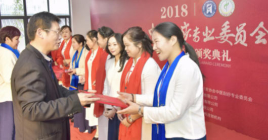 欧阳敏余：坚守中医创新正道，靶向刮痧大有可为